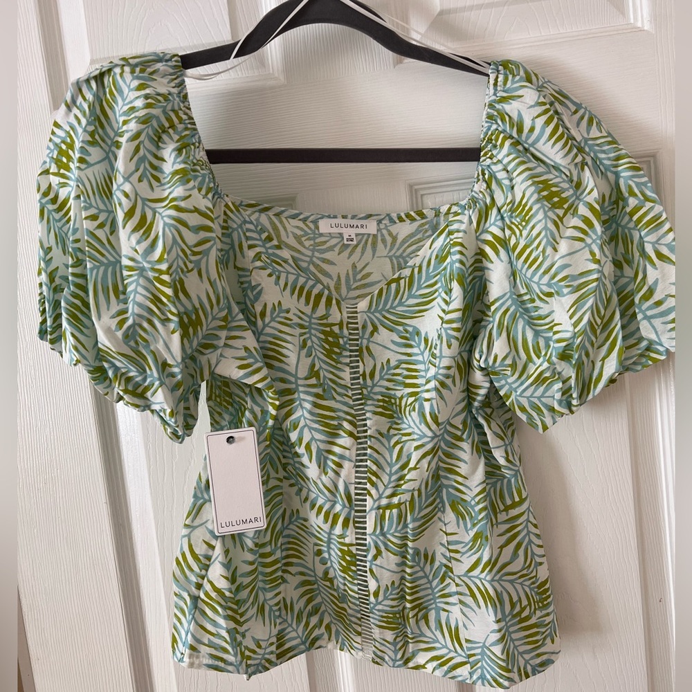 Lulumari Greenery Top With Puffy Sleeves